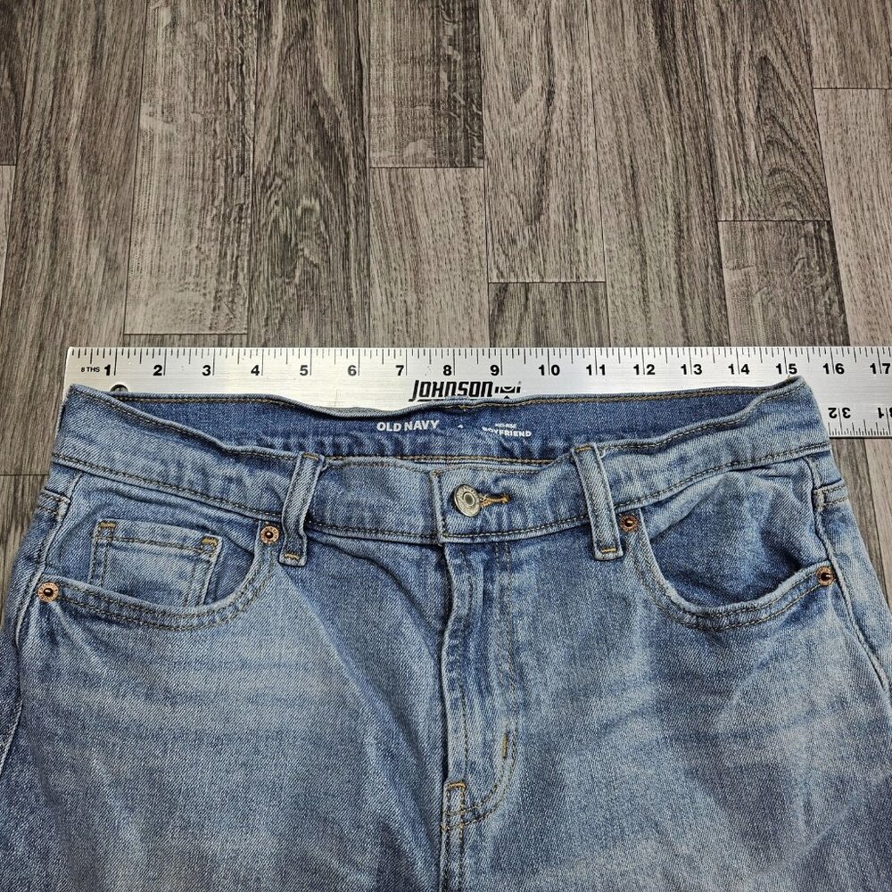 Old Navy Jeans Womens 4 Light Wash Mid Rise Boyfriend Distressed Hem Denim - Picture 6 of 10